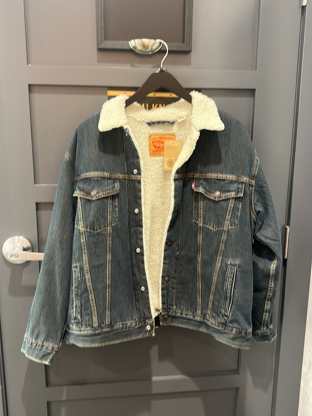 Levi's Dark Blue Denim Jacket with Cream Sherpa Lining